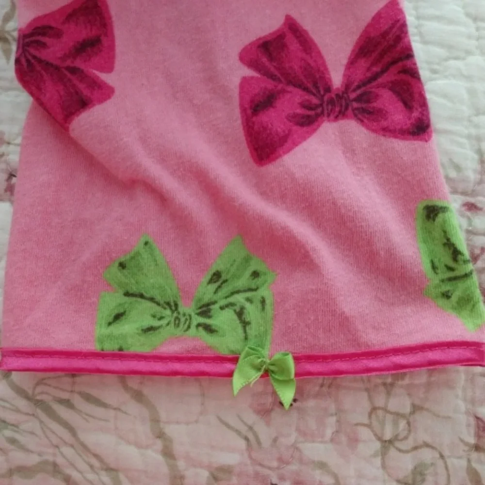 Betsey Johnson Pink Pajama Set with Bow Pattern - Picture 5 of 8